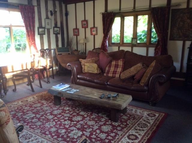 Valley Farmhouse, Westhall Redisham Habitación foto